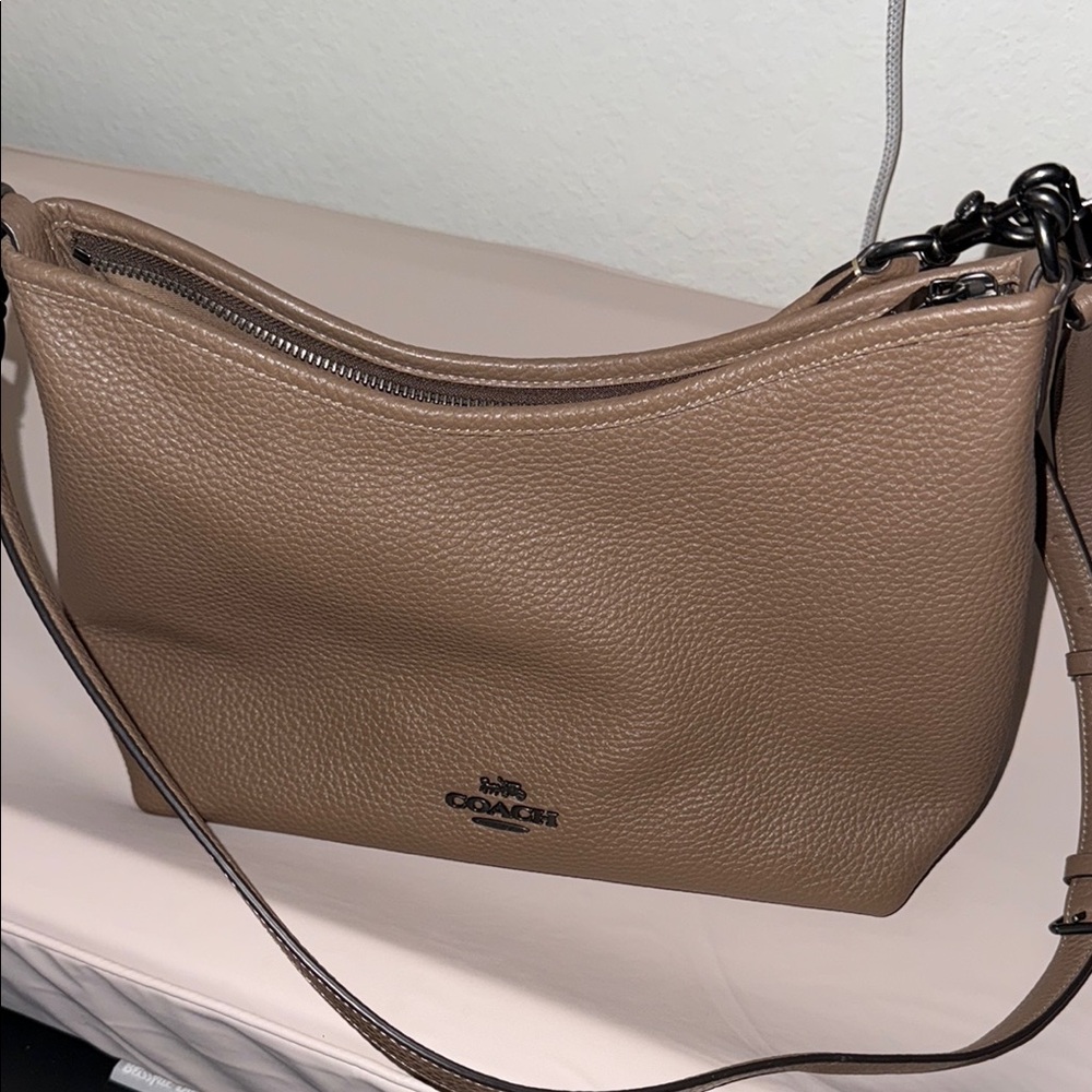 Laurel Shoulder Bag